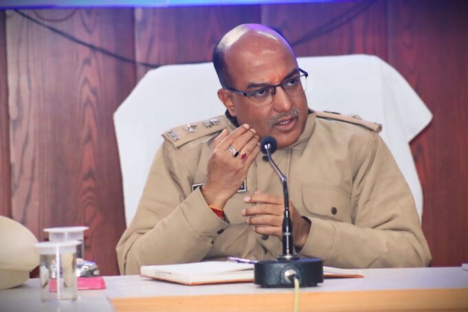 नवनियुक्त एसपी चमोली हुए पत्रकारों से रूबरू,बताया चमोली के लिए विज़न और मिशन