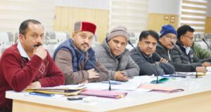 जिलाधिकारी ने की आपदा से क्षतिग्रस्त परिसंपत्तियों के पुनर्निर्माण की समीक्षा