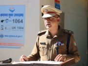 “वन्दे मातरम्” के 150 वर्ष, चमोली पुलिस ने एकसुर में गाया राष्ट्रगीत