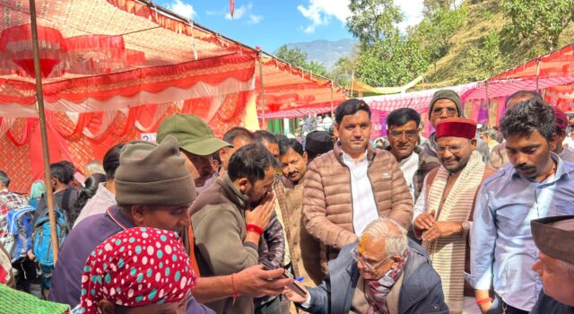 जूनून संस्था द्वारा आयोजित स्वास्थ्य शिविर में 1500 से अधिक लोगों ने कराया स्वास्थ्य परीक्षण