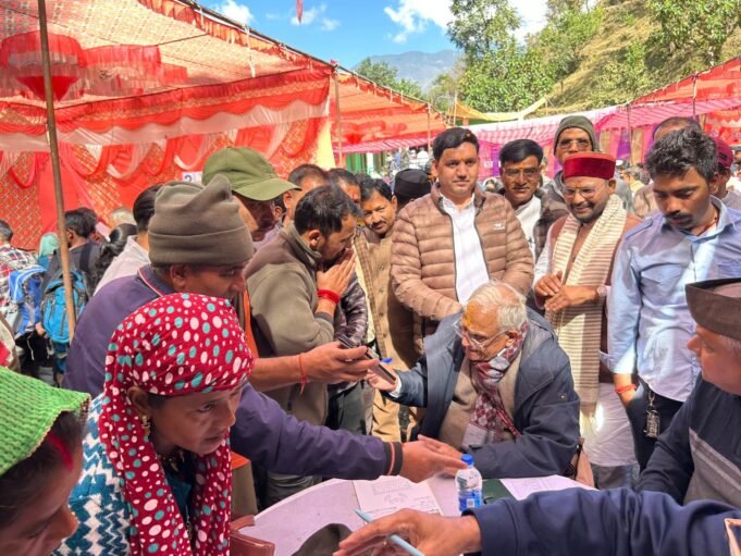 जूनून संस्था द्वारा आयोजित स्वास्थ्य शिविर में 1500 से अधिक लोगों ने कराया स्वास्थ्य परीक्षण