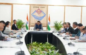 मुख्य सचिव आनंद बर्द्धन की अध्यक्षता में आज भागीरथी ईको सेंसिटिव जोन निगरानी समिति की बैठक की आयोजित ।