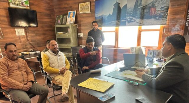 भालू के आतंक से दहशत में जनपद वासी: भंडारी