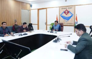 पर्यटन स्थलों पर हो रहे कार्यों में लाएं तेजी: मुख्य सचिव