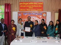 एड्स जागरूकता पर भाषण प्रतियोगिता में अंकिता रही प्रथम