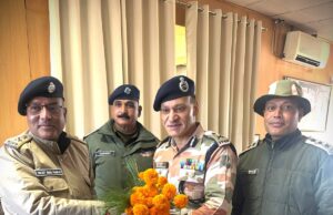 प्रधानमंत्री के आह्वान के बाद औली में बढ़ी तैयारियाँ, शीतकालीन खेलों व आगामी नववर्ष 2026 की संभावित भीड़ को लेकर एसपी चमोली व आईटीबीपी के बीच सुरक्षा समन्वय बैठक