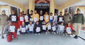 जनपद में सुरक्षा का घेरा और मजबूत— थराली पुलिस का बाहरी व्यक्तियों व नेपाली मूल के मजदूरों का व्यापक सत्यापन अभियान