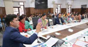 2026 केदारनाथ यात्रा तैयारियों को लेकर जिलाधिकारी ने ली बैठक, दिए आवश्यक निर्देश