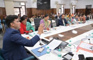2026 केदारनाथ यात्रा तैयारियों को लेकर जिलाधिकारी ने ली बैठक, दिए आवश्यक निर्देश