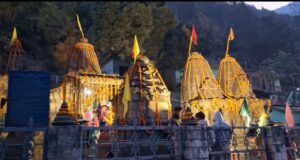 विधि विधान से खुले पंच बद्री में प्रथम आदिबद्री मंदिर के कपाट