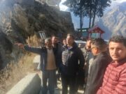 जिलाधिकारी ने किया सेलंग सलूड़ डुंग्रा मोटर मार्ग का निरीक्षण