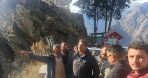 जिलाधिकारी ने किया सेलंग सलूड़ डुंग्रा मोटर मार्ग का निरीक्षण