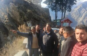 जिलाधिकारी ने किया सेलंग सलूड़ डुंग्रा मोटर मार्ग का निरीक्षण