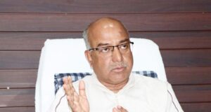 बाहरी व्यक्तियों पर सख्त निगरानी: एसपी चमोली ने वीसी में दिए कड़े निर्देश, गहन व गुणवत्तापूर्ण सत्यापन पर जोर