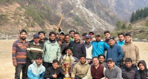 दुर्मी क्रिकेट टूनामेंट का ख़िताब गाड़ी गाँव इलेवन की टीम ने अपने नाम किया।