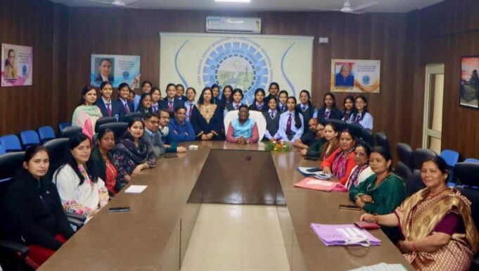 प्रौद्योगिकी संस्थान गोपेश्वर में अंतरराष्ट्रीय महिला दिवस का आयोजन