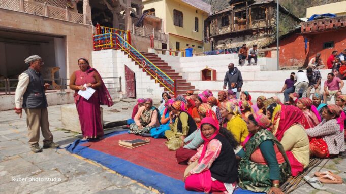 नशामुक्ति की ओर चमोली के बढ़ते कदम: पांडुकेश्वर और रविग्राम में शराब पर ‘सर्जिकल स्ट्राइक’