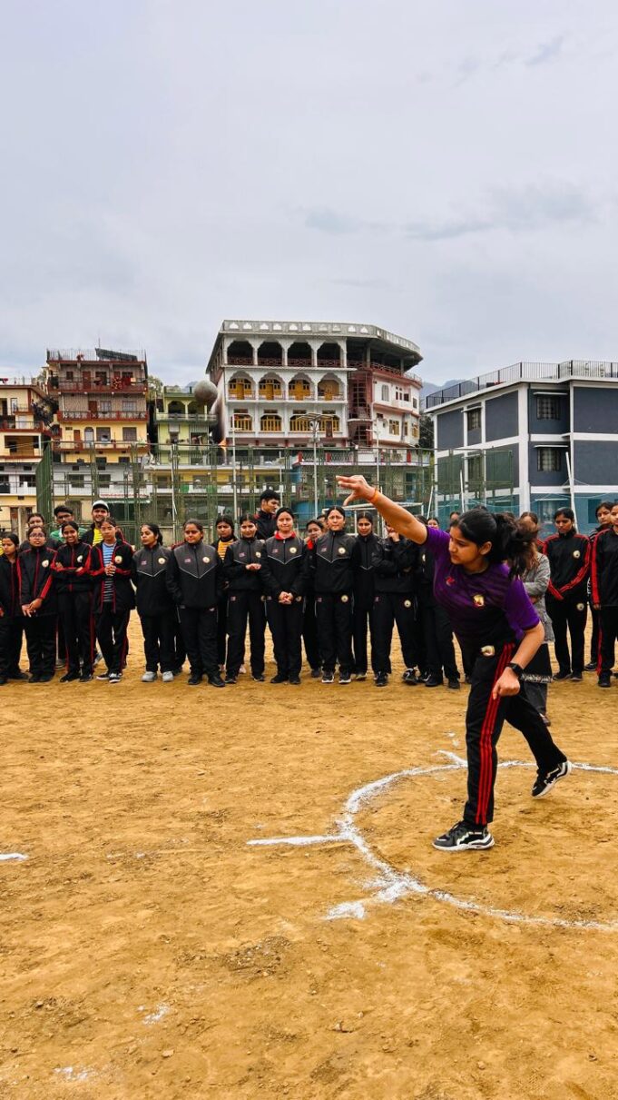 राजकीय नर्सिंग कॉलेज चमोली क़ि वार्षिक खेल प्रतियोगिता का आगाज, खिलाड़ियों ने दिखाया दम