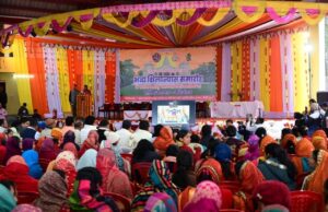 मुख्यमंत्री श्री वाराही धाम देवीधुरा, चम्पावत में आयोजित मंदिर के नव निर्माण कार्य के शिलान्यास कार्यक्रम को वर्चुअल माध्यम से संबोधित किया।