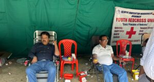 चिपको नेत्री गौरा देवी की पुण्य स्मृति पर रेड क्रॉस शाखा चमोली ने रक्त दान शिविर किया आयोजिए, 72 लोगों ने किया रक्त दान