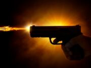 देहरादून में सुबह सवेरे गोलीकांड में रिटायर्ड ब्रिगेडियर की मौत। पुलिस जुटी जांच में। स्कॉर्पियो और फॉर्च्यूनर के ओवरटेकिंग के विवाद में चली गोली। मॉर्निंग वॉक कर रहे व्यक्ति को लगी।