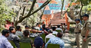चारधाम यात्रा-2026 को लेकर कर्णप्रयाग में थाना दिवस आयोजित: टैक्सी यूनियन, होटल एसोसिएशन व व्यापार संघ के साथ समन्वय बैठक