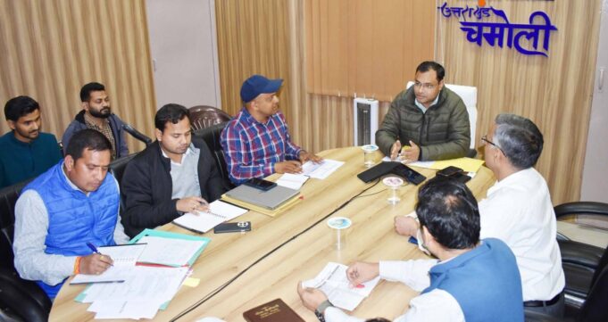 जिलाधिकारी ने पिटकुल की संचालित योजनाओं की समीक्षा बैठक