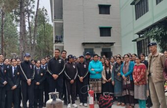 राजकीय नर्सिंग कॉलेज चमोली में अग्निशमन विभाग ने चलाया जागरूकता अभियान