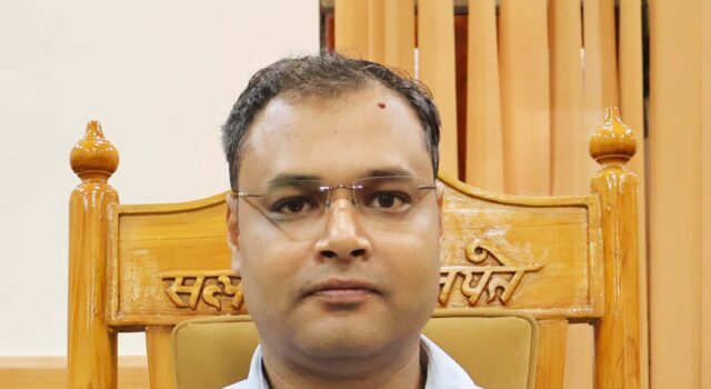 चमोली में बदरीनाथ यात्रा के सुचारू संचालन तीर्थयात्री सुविधाओं को किया जा रहा दुरुस्त