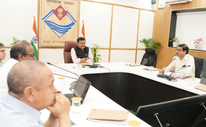 मुख्य सचिव ने ली उत्तराखंड वन संसाधन समिति की बैठक