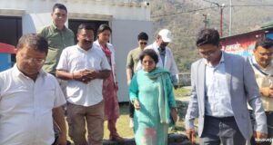 चार धाम यात्रा के दृष्टिगत बद्रीनाथ धाम यात्रा मार्ग की स्वास्थ्य व्यवस्थाओं का महानिदेशक स्वास्थ्य द्वारा निरीक्षण