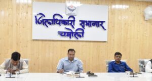 जिला प्रशासन हीट वेव से निपटने को पूरी तरह तैयार:जिलाधिकारी