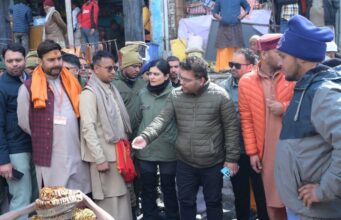 केदारनाथ धाम यात्रा पर प्रशासन अलर्ट, डीएम–एसपी ने व्यवस्थाओं का किया सघन निरीक्षण