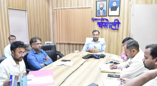 ज्योतिर्मठ पुनर्निर्माण कार्यों की समीक्षा, गुणवत्ता और तेजी पर जोर