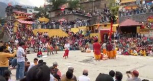 बद्रीनाथ मंदिर के कपाट खुलने से पूर्व तीमुंडिया मेले का हुवा आयोजन