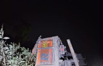 *गहरी खाई में गिरे ट्रक चालक को SDRF ने किया रेस्क्यू, अंधेरे में चलाया सफल अभियान