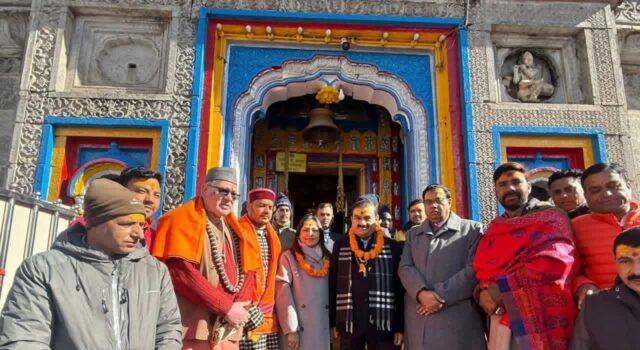 बाबा केदार की शरण में उद्योगपति गौतम अदाणी, रोपवे परियोजना का करेंगे हवाई सर्वेक्षण