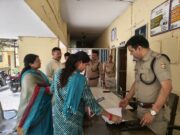 पीड़ित महिला की गुहार पर खुद कोतवाली पहुंचीं मेयर आरती भंडारी
