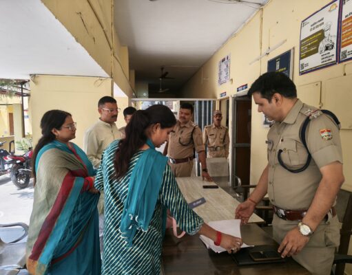 पीड़ित महिला की गुहार पर खुद कोतवाली पहुंचीं मेयर आरती भंडारी