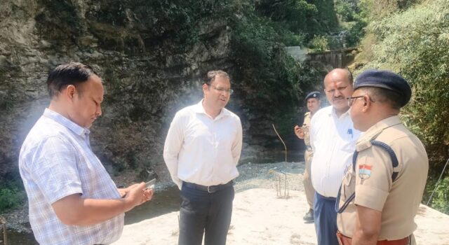 ‘ग्राउंड जीरो’ पर डीएम-एसपी की लगातार मॉनिटरिंग से सुगम बनी चारधाम यात्रा
