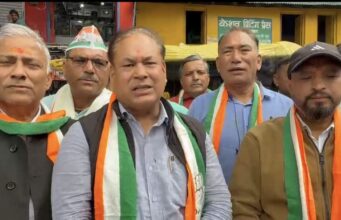 चंपावत दुष्कर्म घटना के विरोध में कांग्रेस का प्रदर्शन, सरकार का फूंका पुतला