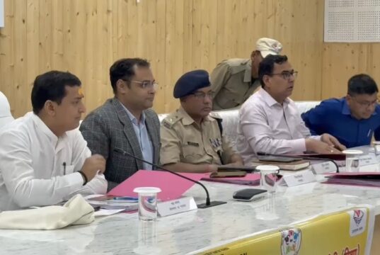 अनिल बलूनी ने ली दिशा की बैठक