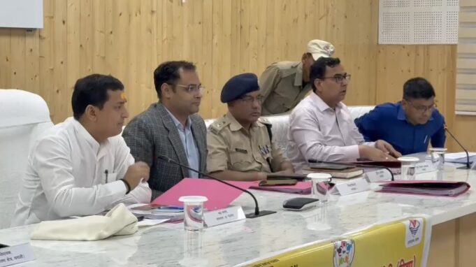 अनिल बलूनी ने ली दिशा की बैठक