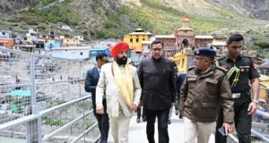 राज्यपाल ने किए बदरीनाथ धाम के दर्शन, देश और प्रदेश के समृद्धि और खुशहाली की कामना की
