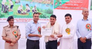 विश्व पर्यावरण दिवस पर एक पेड़ माँ के नाम कार्यक्रम आयोजित