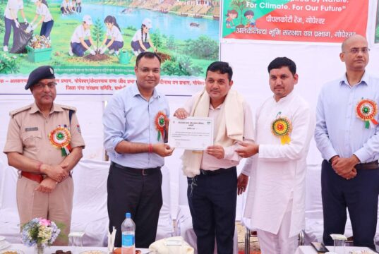 विश्व पर्यावरण दिवस पर एक पेड़ माँ के नाम कार्यक्रम आयोजित