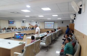 गोपेश्वर में भवन निर्माण अनुमति को लेकर लोगों की बढ़ी परेशानी, डीएम से समाधान की मांग