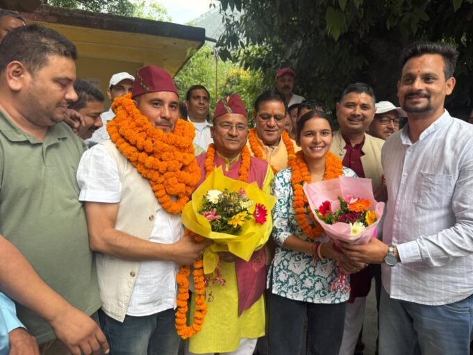 भेषज संघ के अध्यक्ष बने सत्येंद्र असवाल, कामिनी टम्टा उपाध्यक्ष निर्विरोध निर्वाचित