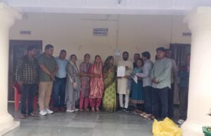देवपुरी में राजेंद्र कंडारी मौत प्रकरण: आरोपियों की गिरफ्तारी की मांग तेज, जनप्रतिनिधियों ने मुख्यमंत्री को भेजा ज्ञापन