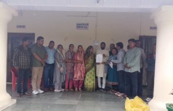 देवपुरी में राजेंद्र कंडारी मौत प्रकरण: आरोपियों की गिरफ्तारी की मांग तेज, जनप्रतिनिधियों ने मुख्यमंत्री को भेजा ज्ञापन